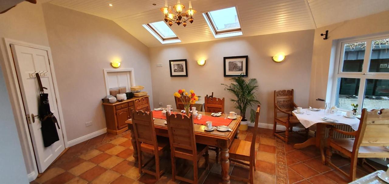 The Harbour Masters House Bed and Breakfast Banagher Eksteriør billede