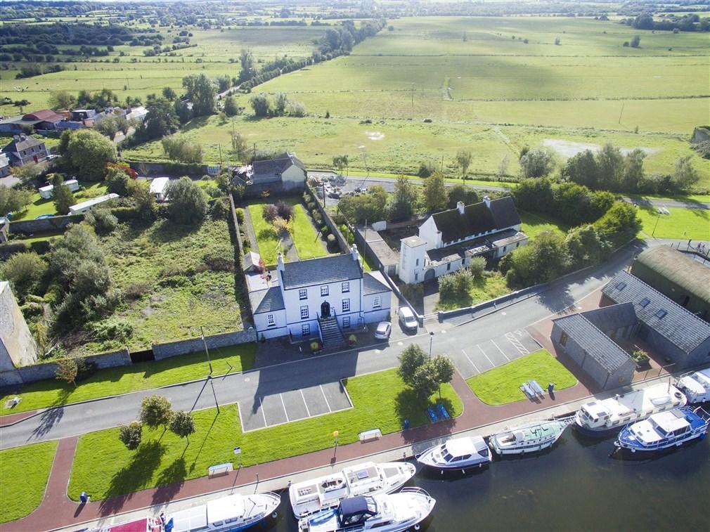 The Harbour Masters House Bed and Breakfast Banagher Eksteriør billede